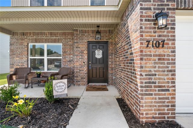 7107 Chestnut Hill Road, Bentonville, AR 72713