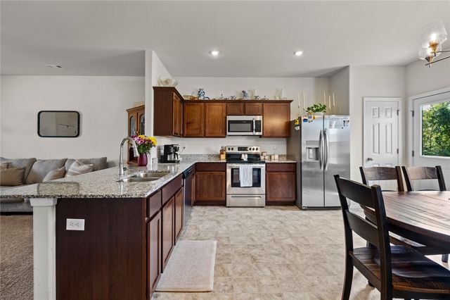 7107 Chestnut Hill Road, Bentonville, AR 72713