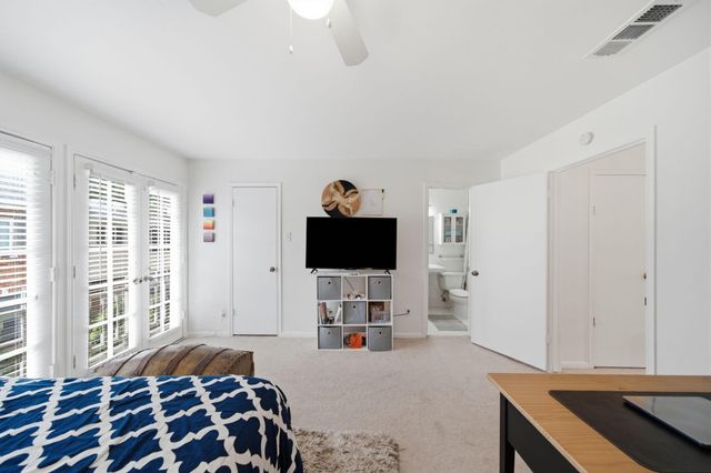 6435 Burgoyne Road 20, Houston, TX 77057