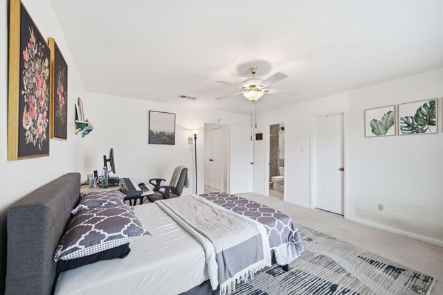 6435 Burgoyne Road 20, Houston, TX 77057