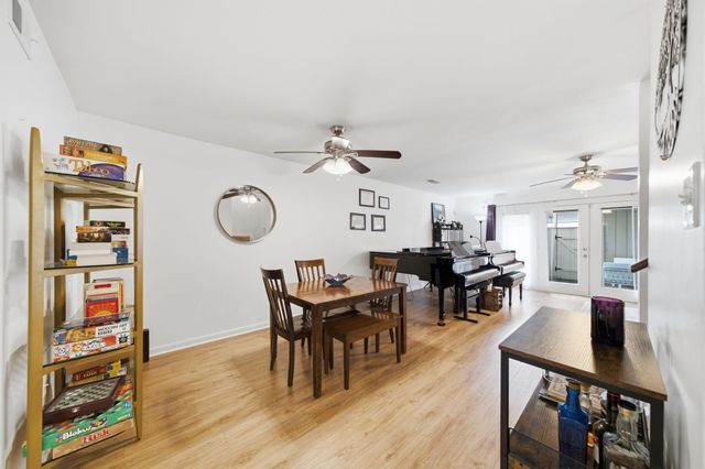 6435 Burgoyne Road 20, Houston, TX 77057