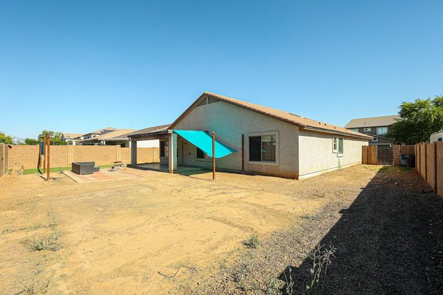 7602 W Encinas Lane, Phoenix, AZ 85043