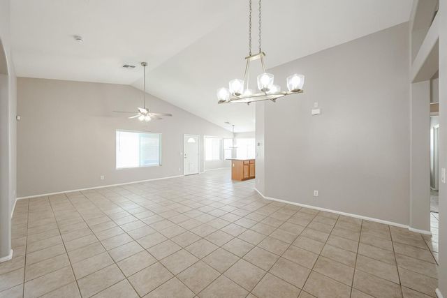 7602 W Encinas Lane, Phoenix, AZ 85043