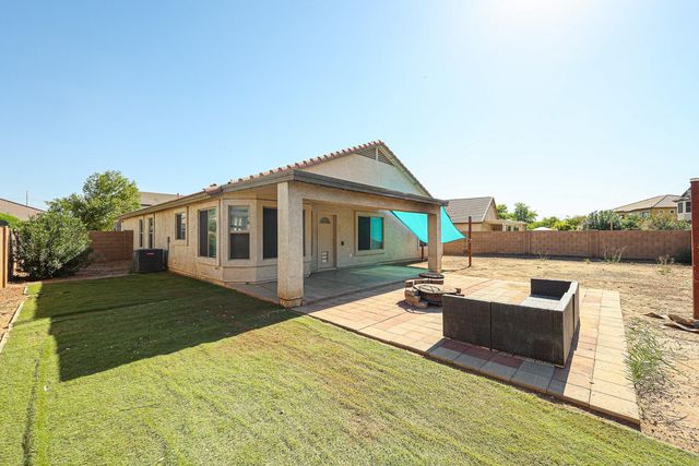 7602 W Encinas Lane, Phoenix, AZ 85043