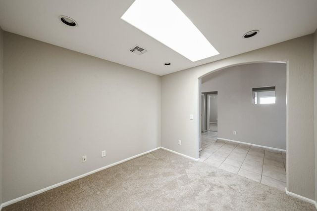 7602 W Encinas Lane, Phoenix, AZ 85043