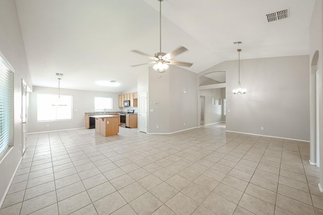 7602 W Encinas Lane, Phoenix, AZ 85043