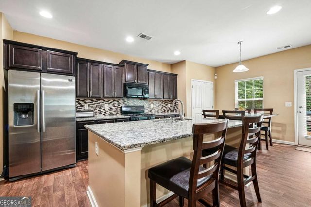 961 High Tide Trail, Loganville, GA 30052
