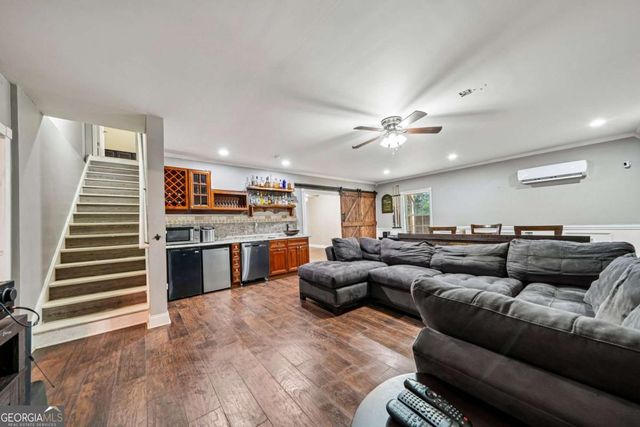 961 High Tide Trail, Loganville, GA 30052