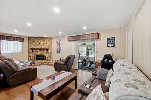 3528 Winding Drive, Lexington, KY 40517
