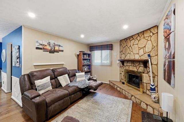 3528 Winding Drive, Lexington, KY 40517