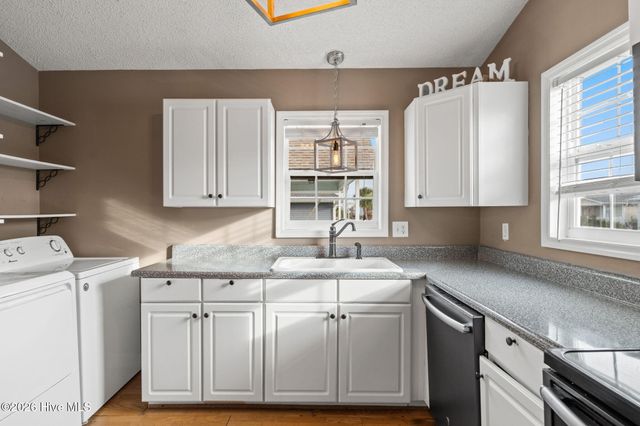 54 Fairmont Street, Ocean Isle Beach, NC 28469