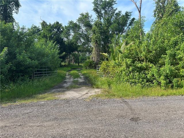 4291 Pinetree BLVD, St James City, FL 33956