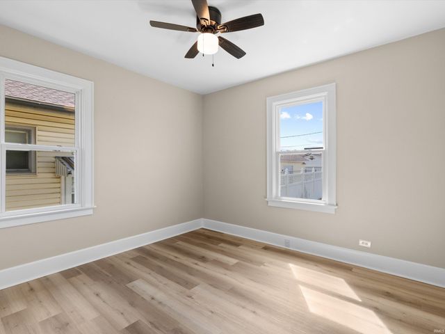 615 E Delaware Street, Evansville, IN 47711