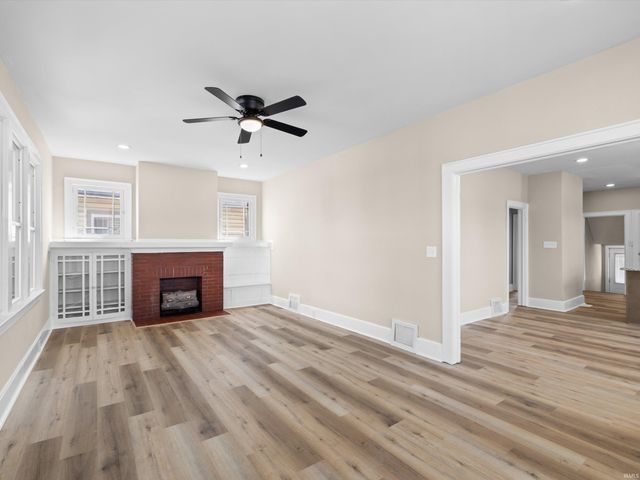 615 E Delaware Street, Evansville, IN 47711