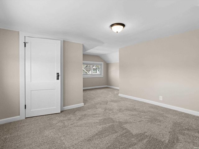 615 E Delaware Street, Evansville, IN 47711