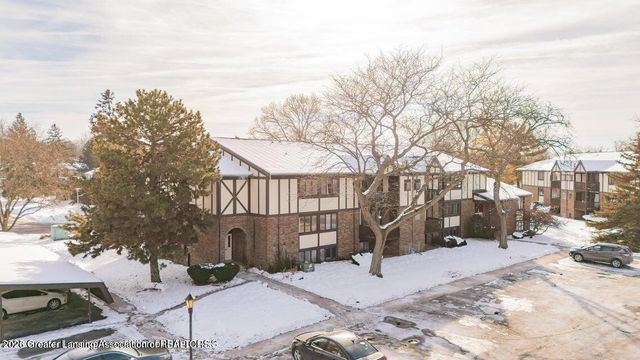 6160 Innkeepers Court 57, East Lansing, MI 48823