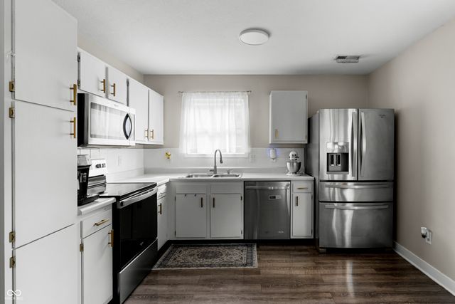 15455 Wandering Way, Noblesville, IN 46060