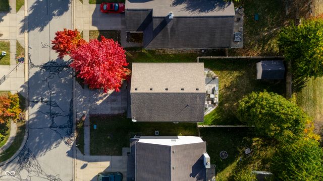 15455 Wandering Way, Noblesville, IN 46060