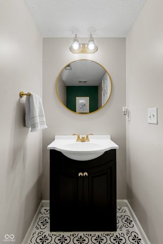 15455 Wandering Way, Noblesville, IN 46060