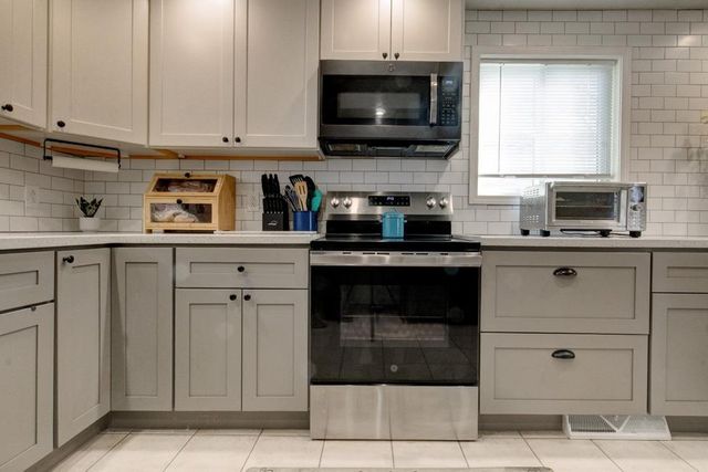 228 N FRANKLIN STREET, Oconto Falls, WI 54154