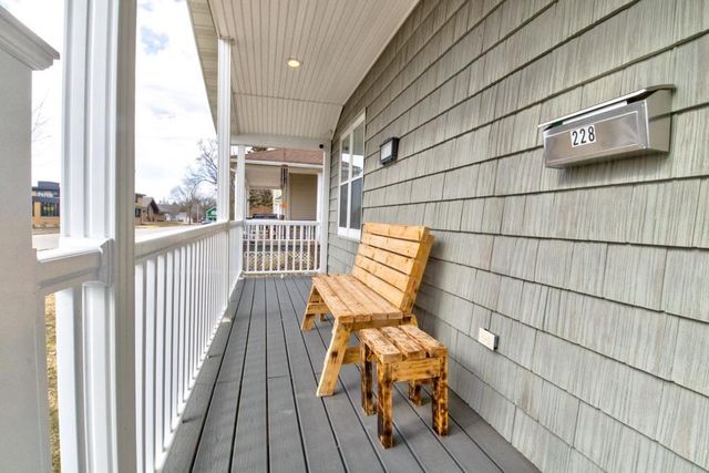 228 N FRANKLIN STREET, Oconto Falls, WI 54154