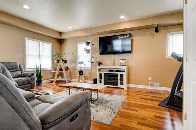 228 N FRANKLIN STREET, Oconto Falls, WI 54154