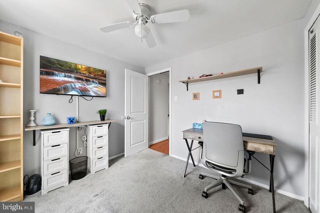 21 PARKHILL LN, Sicklerville, NJ 08081