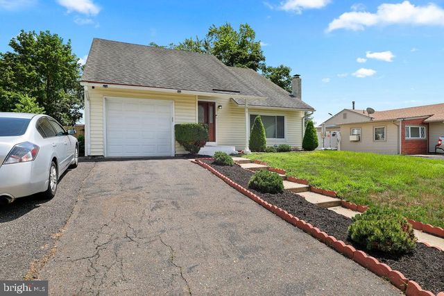 21 PARKHILL LN, Sicklerville, NJ 08081