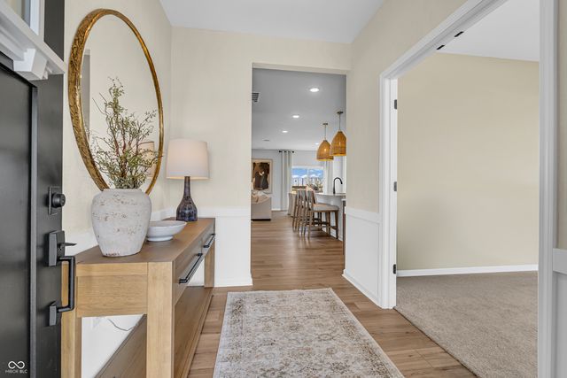 915 Sugarland Way, Greenwood, IN 46143