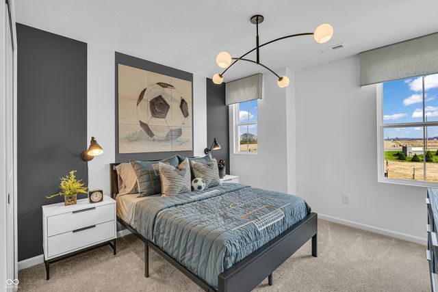 915 Sugarland Way, Greenwood, IN 46143