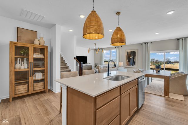 915 Sugarland Way, Greenwood, IN 46143