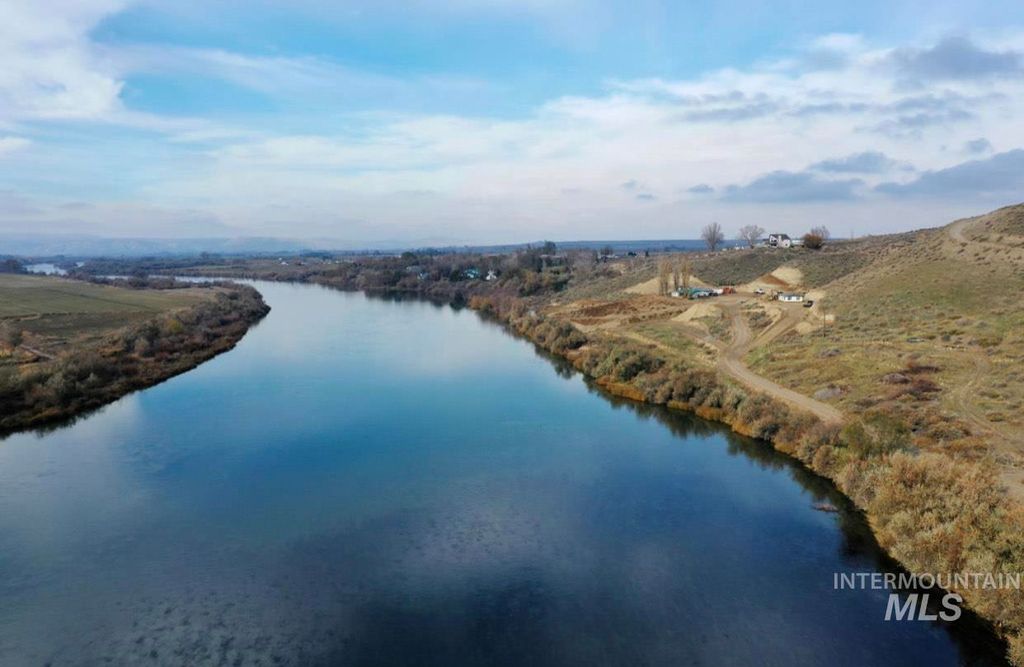 20383 River Point Lane, Wilder, ID 83676