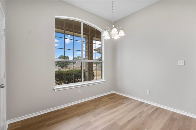 386 Molly Lane, Lindale, TX 75771