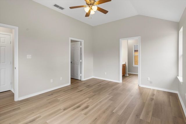 386 Molly Lane, Lindale, TX 75771