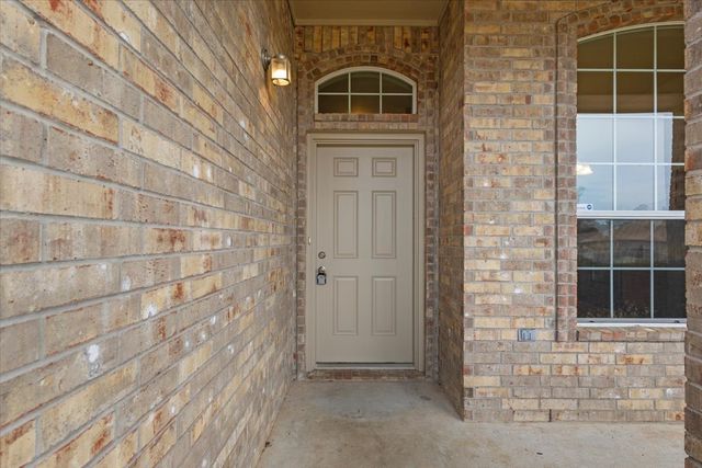 386 Molly Lane, Lindale, TX 75771