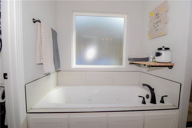 1901 Bergman Road, Pea Ridge, AR 72751