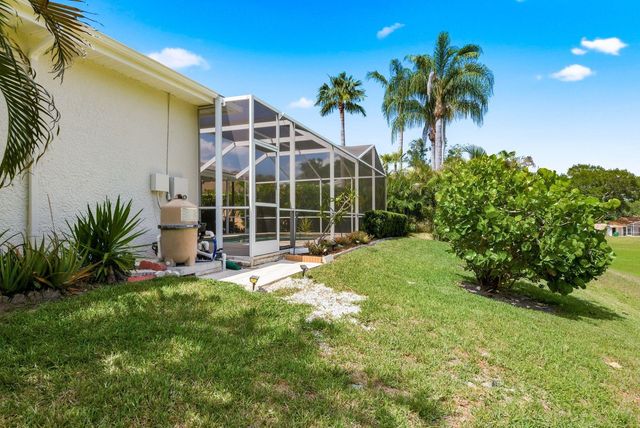 1796 PAINTED BUNTING CIRCLE, Palm Harbor, FL 34683