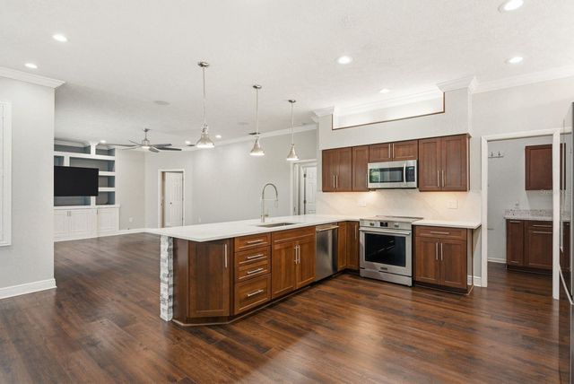 1796 PAINTED BUNTING CIRCLE, Palm Harbor, FL 34683