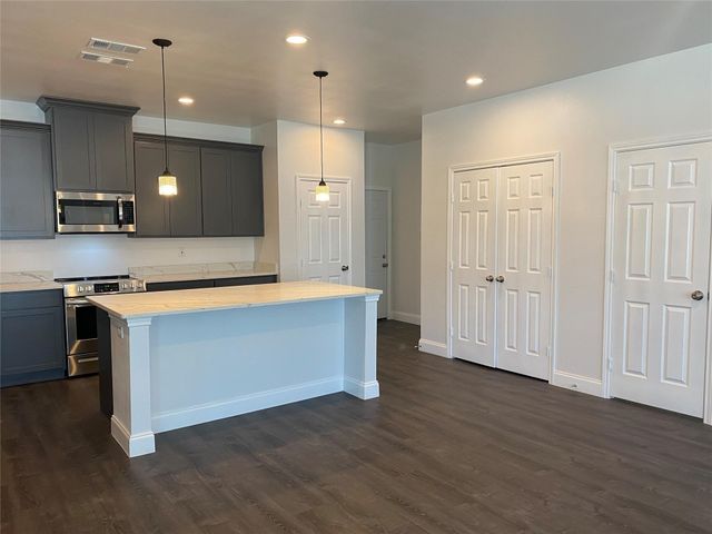 3015 Barling, Greenville, TX 75401