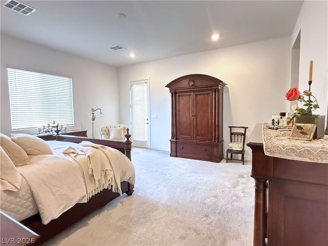 7179 Windsor Downs Avenue, Las Vegas, NV 89113