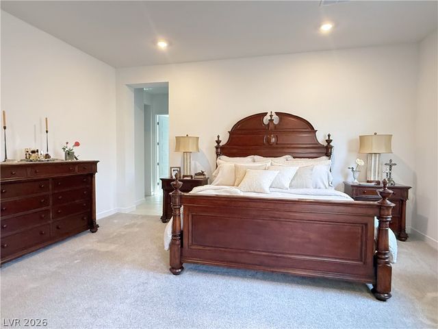 7179 Windsor Downs Avenue, Las Vegas, NV 89113