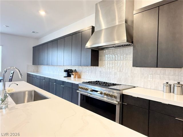 7179 Windsor Downs Avenue, Las Vegas, NV 89113