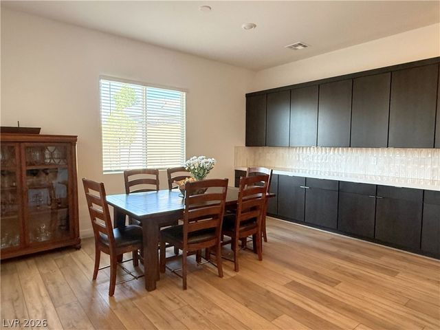 7179 Windsor Downs Avenue, Las Vegas, NV 89113