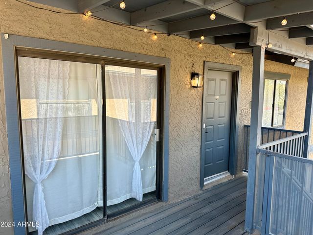 286 W Palomino Drive Unit 148, Chandler, AZ 85225
