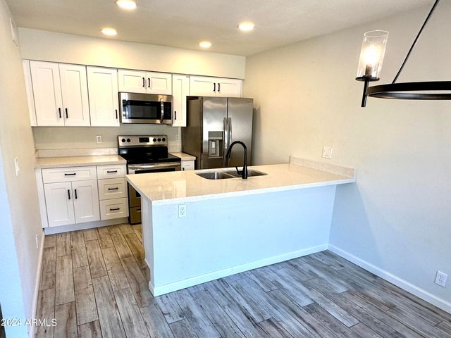 286 W Palomino Drive Unit 148, Chandler, AZ 85225