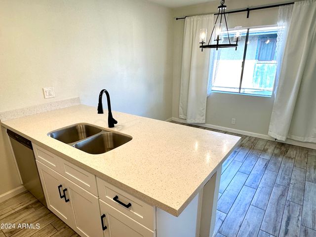 286 W Palomino Drive Unit 148, Chandler, AZ 85225