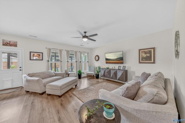 260 John Harold Drive, Meridianville, AL 35759
