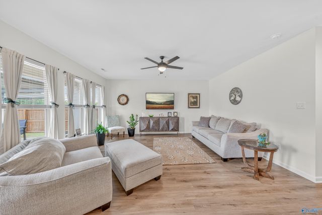 260 John Harold Drive, Meridianville, AL 35759