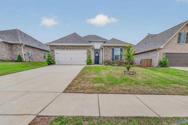 260 John Harold Drive, Meridianville, AL 35759