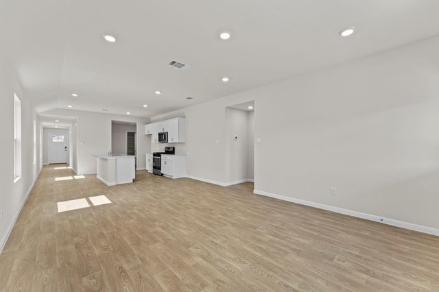 140 RAYMONDVILLE PATH, San Marcos, TX 78666